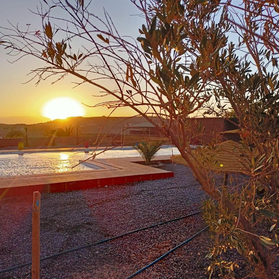 Lescale De Ouarzazate Hotel Tazentoute Bagian luar foto
