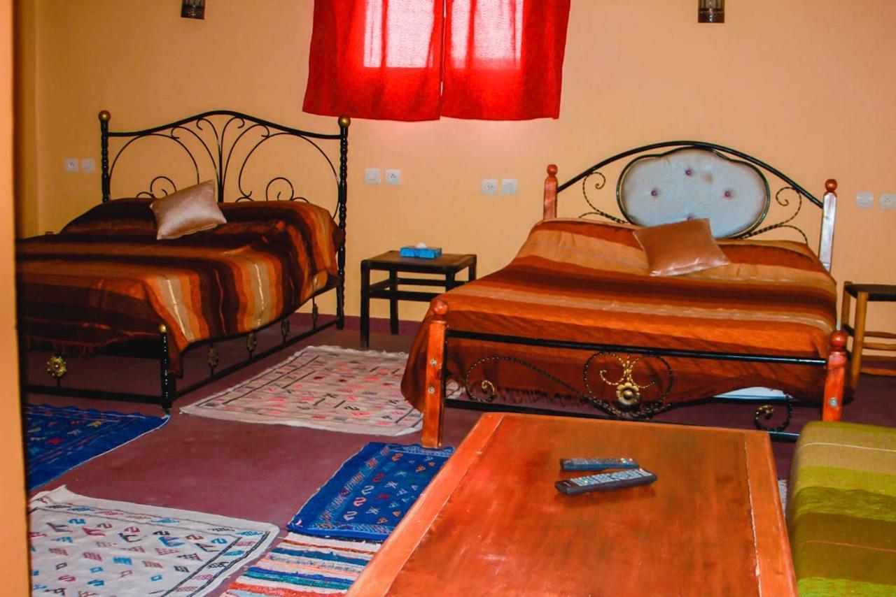 Lescale De Ouarzazate Hotel Tazentoute Bagian luar foto