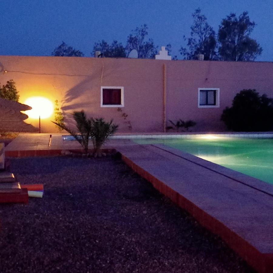 Lescale De Ouarzazate Hotel Tazentoute Bagian luar foto