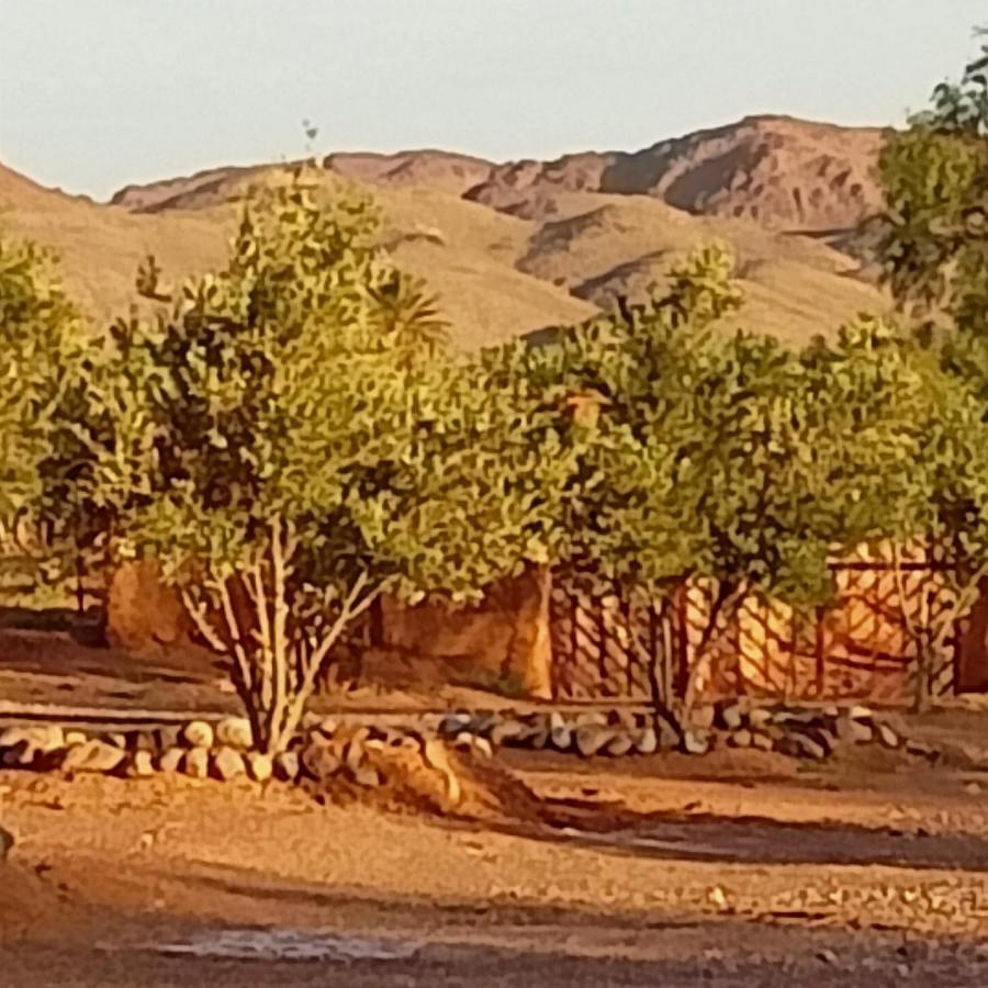Lescale De Ouarzazate Hotel Tazentoute Bagian luar foto