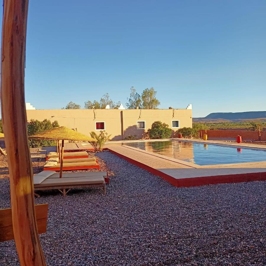 Lescale De Ouarzazate Hotel Tazentoute Bagian luar foto