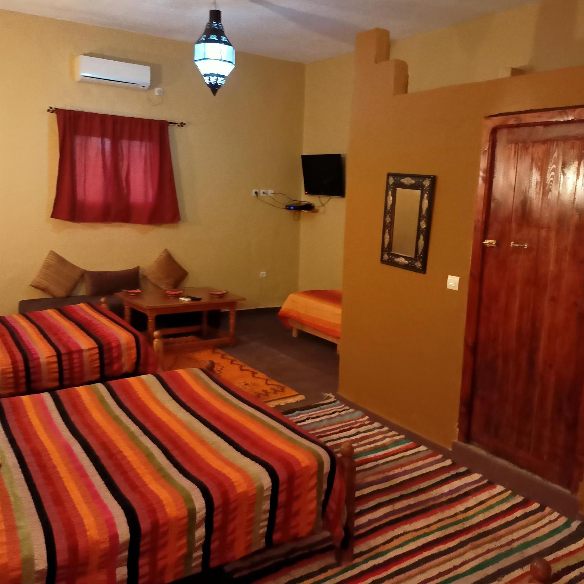 Lescale De Ouarzazate Hotel Tazentoute Bagian luar foto
